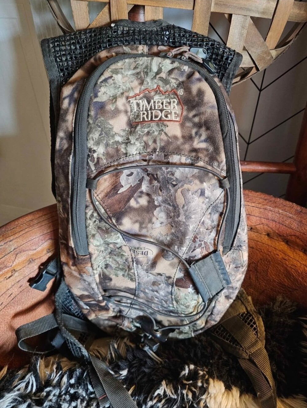 Timber Ridge Camo Hydration Pack - Picture 3 of 6